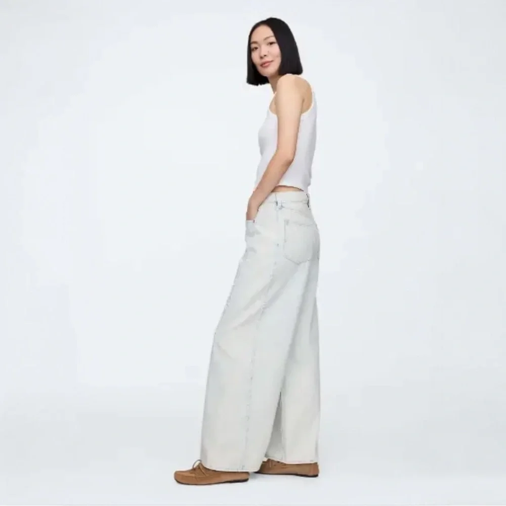 GAP Mid Rise SuperSoft Baggy Jeans NWT 16/33R - Picture 5 of 9